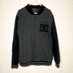 Black & dark gray DC jacket sz XL